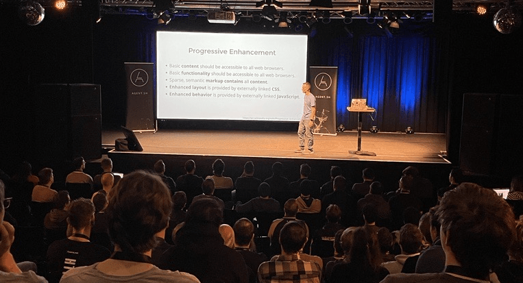 Kent C. Dodds on Stage for Progressive Enhancement